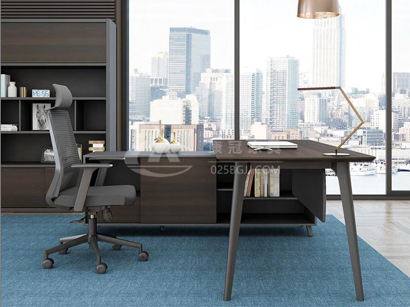 闆式(shi)經(jīng)理槕-17