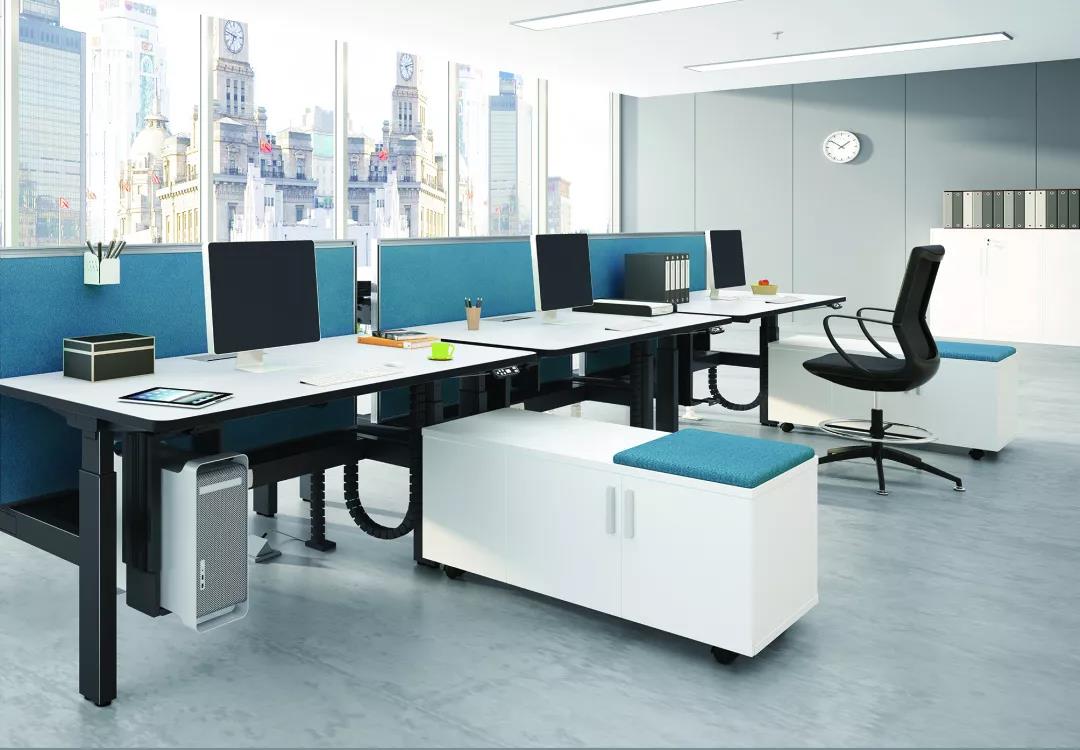 學(xué)(xue)校辦(ban)公(gong)傢(jia)具如(ru)何選(xuan)擇？