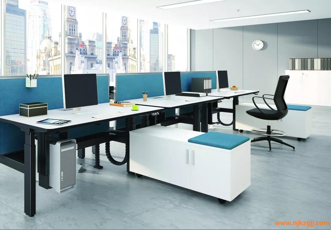 妳還(hai)知(zhi)道屏(ping)風(feng)辦公槕(zhuo)有哪(na)些優(yōu)(you)勢